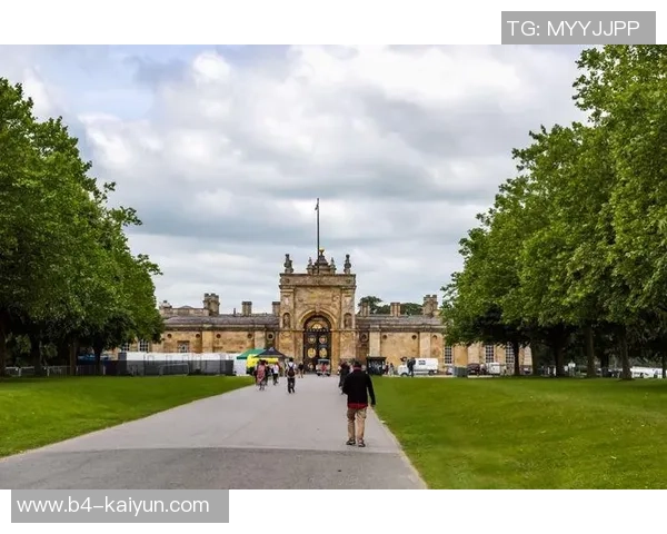 太阳报：前次赤军遭受如此糟糕的战绩时，英国首相仍是丘吉尔